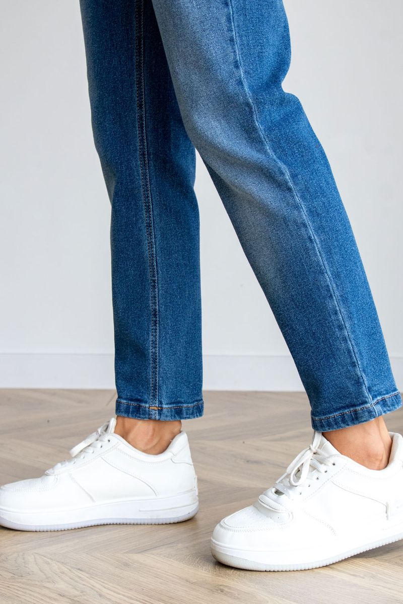 Синие джинсы для беременных Mom’s Jeans с плотной стрейчевой джинсовой ткани с высокой талией