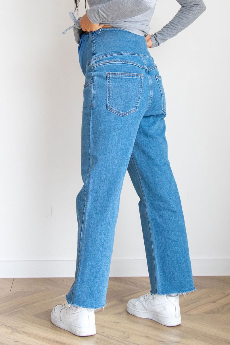 Свободные джинсы для беременных прямые с удобным бандажным трикотажным животиком синие