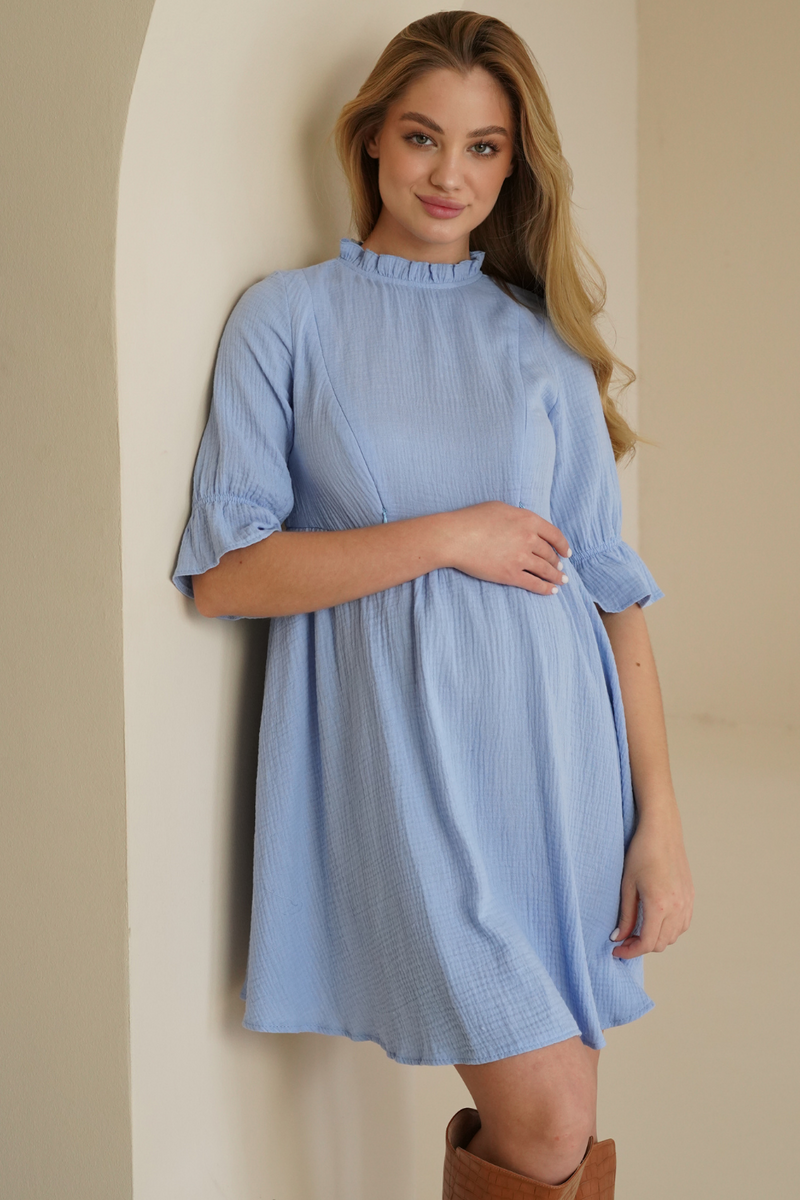 Легка муслінова сукня для вагітних та годуючих мам вільного силуету блакитна