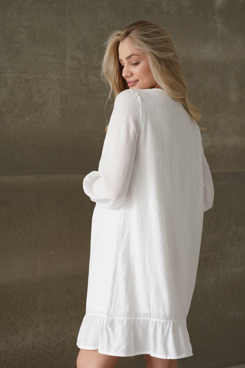 Легка ніжна сукня для вагітних та годуючих мам біла вільного силуету