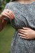 Повітряна сукня для вагітних та годуючих із секретом для годування із приємної тканини сірий принт