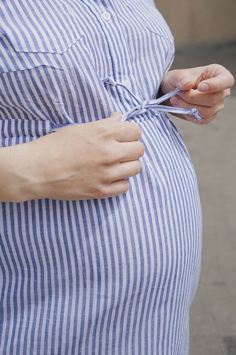 Сукня - сорочка для вагітних і годуючих мам блакитна