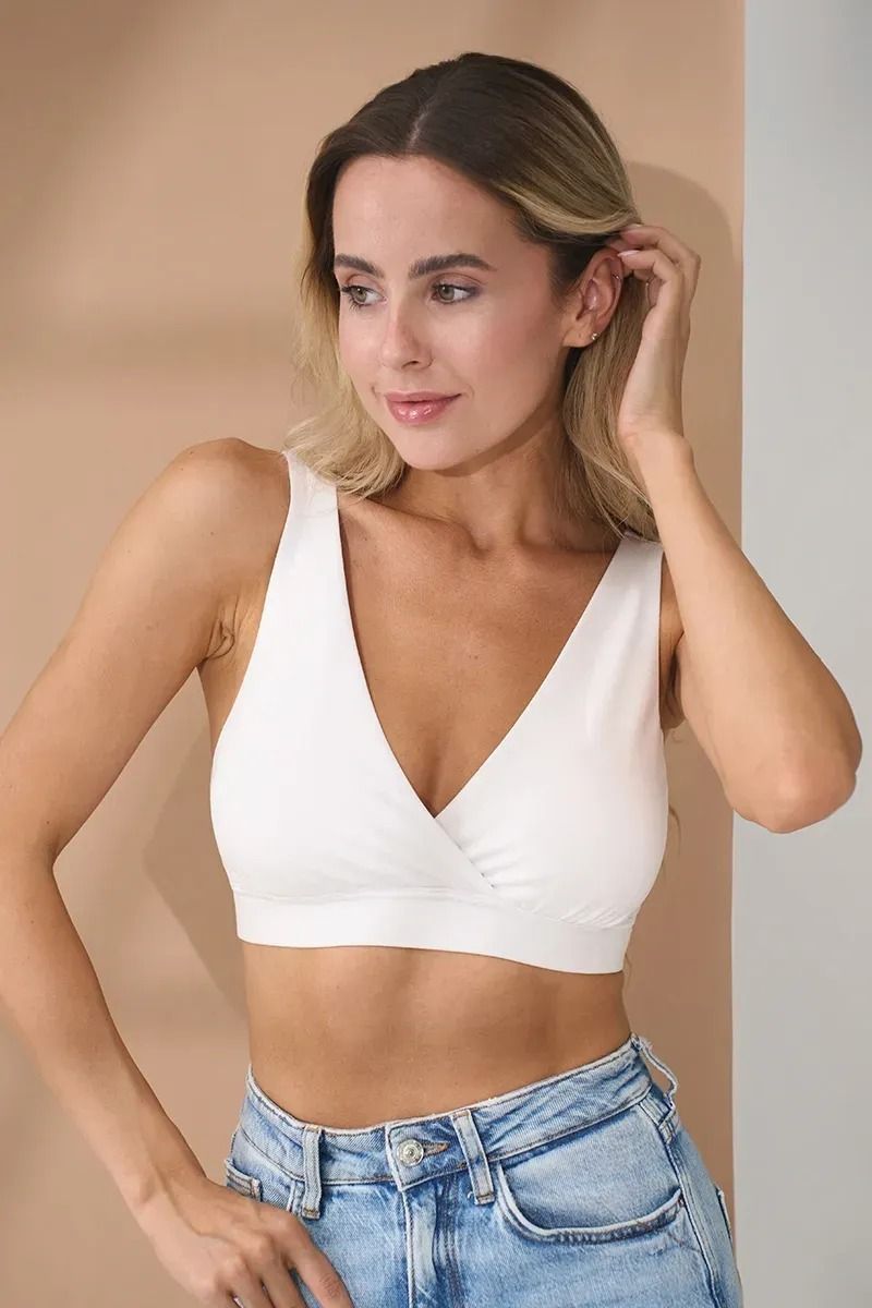 Белый топ для беременных и кормящих из эластичного хлопкового трикотажа