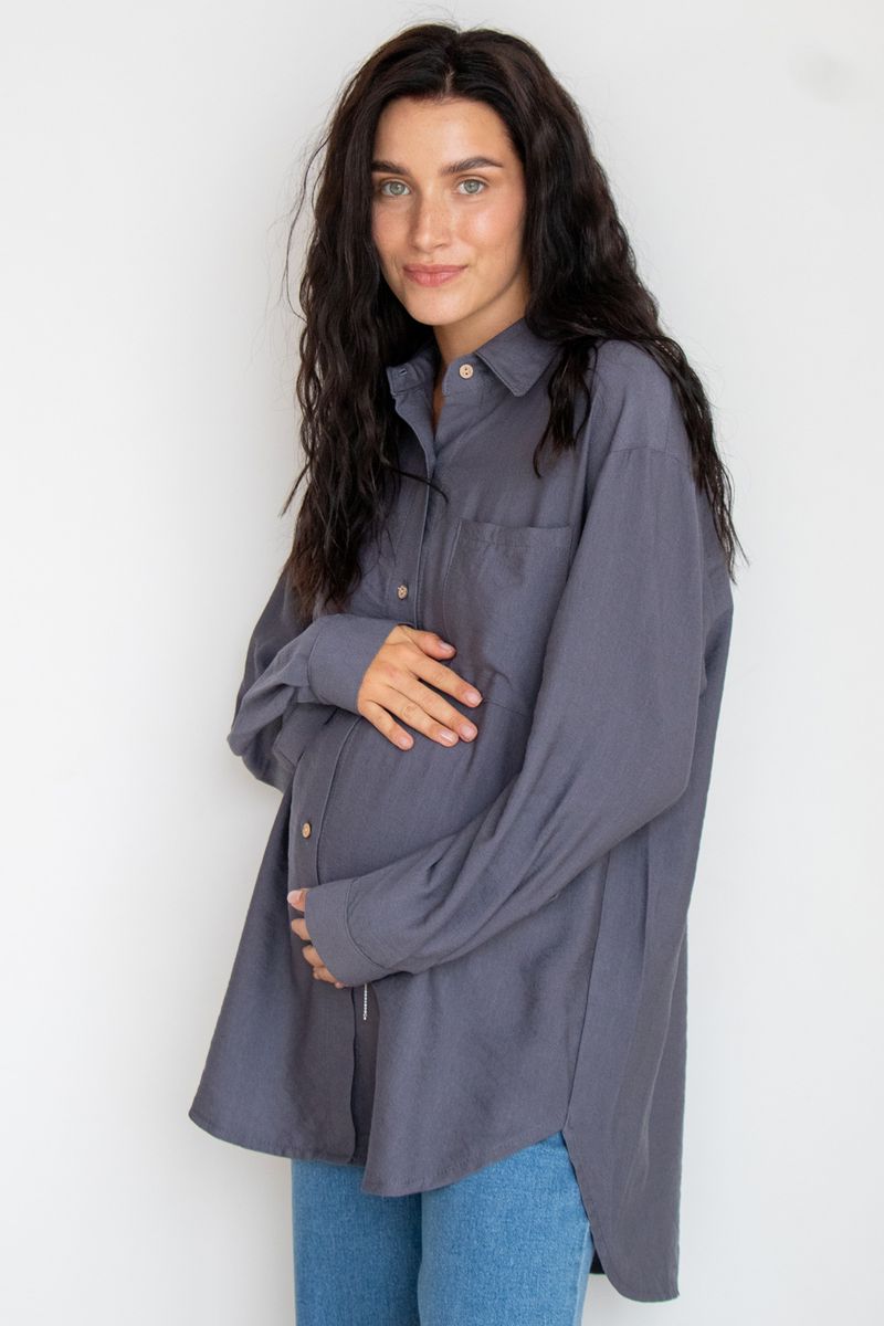 Натуральная хлопковая рубашка для беременных и кормящих мам на пуговицах оверсайз графитовая