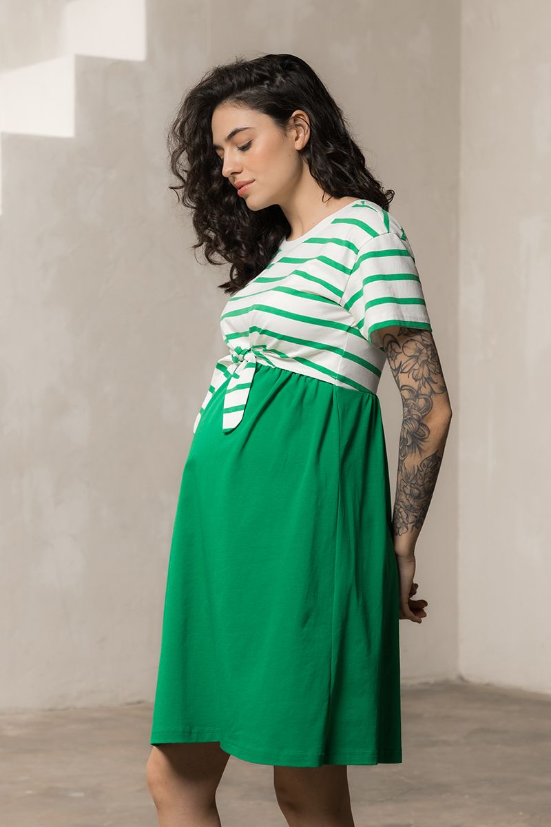 Трикотажное платье для беременных и кормящих с секретом кормления зеленое