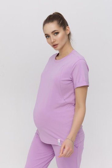 Стильная футболка для беременных и кормящих лавандовая