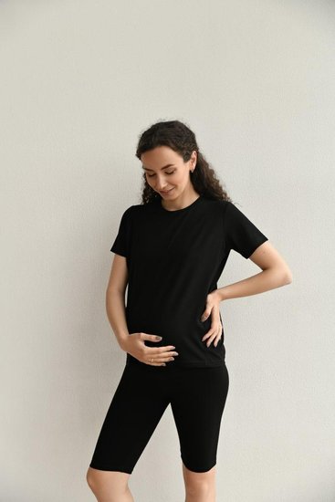 Трикотажная футболка для беременных и кормящих мам черная