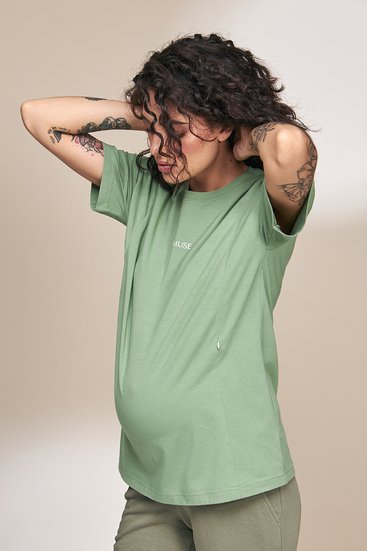 Стильная футболка для беременных и кормящих мам зеленая