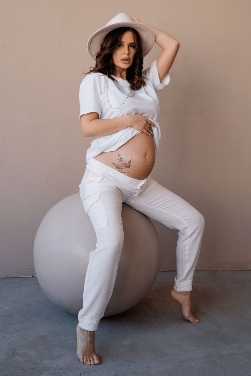 Штани для вагітних, майбутніх мам
