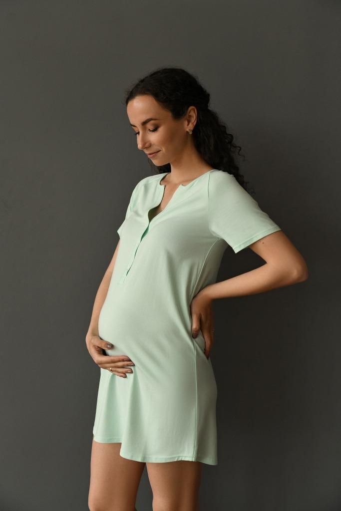 Ночная рубашка для беременных и кормящих с коротким рукавом мятная